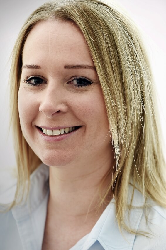 Elaine Meyrick, Thrings